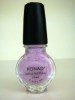 Decore las uñas con Stamping en Lila