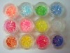 Purpurina y lentejuelas en colores neón para uñas