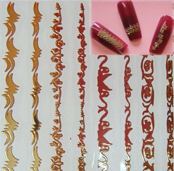 Pegatinas en forma de tiras en dorado para uñas