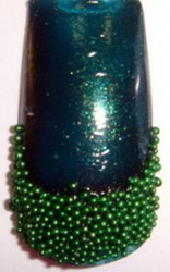 Uñas de Caviar Verde esmeralda