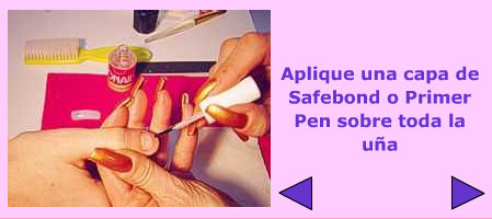 Aplique una capa de Safebond o Primer Pen sobre toda la uña